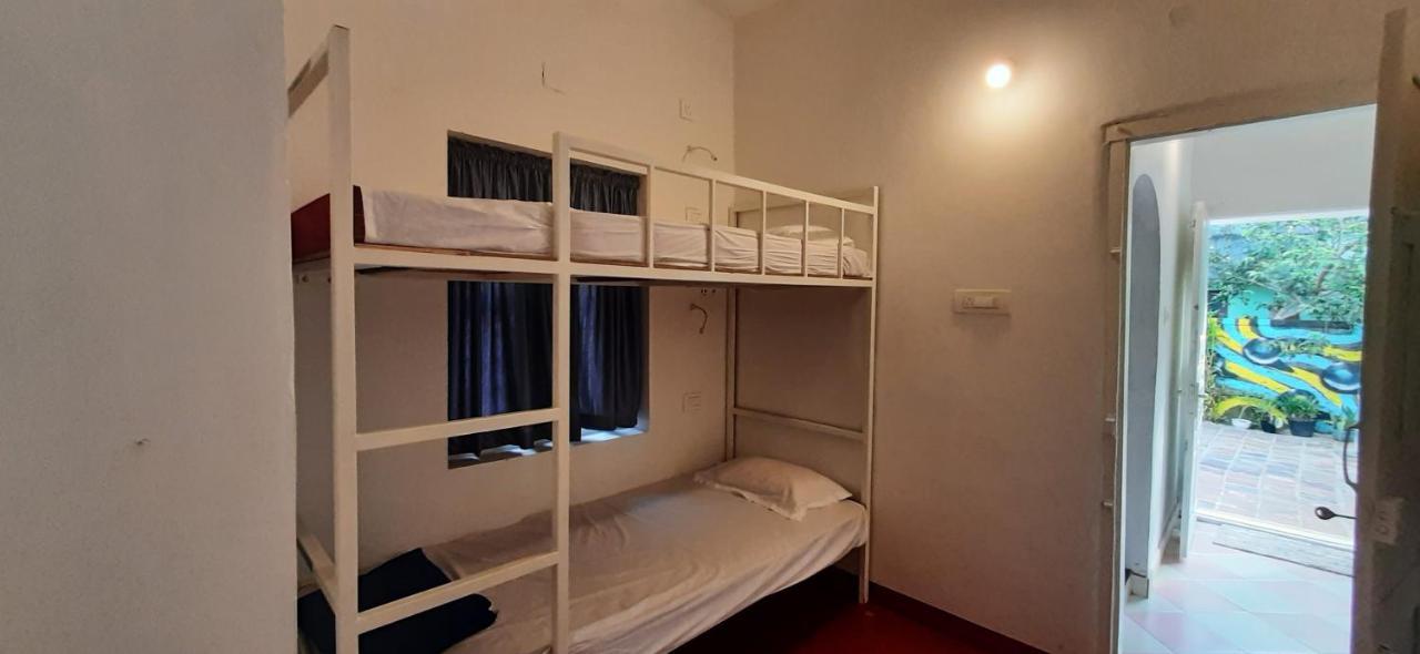 A Loft Hostel Alappuzha Exterior photo