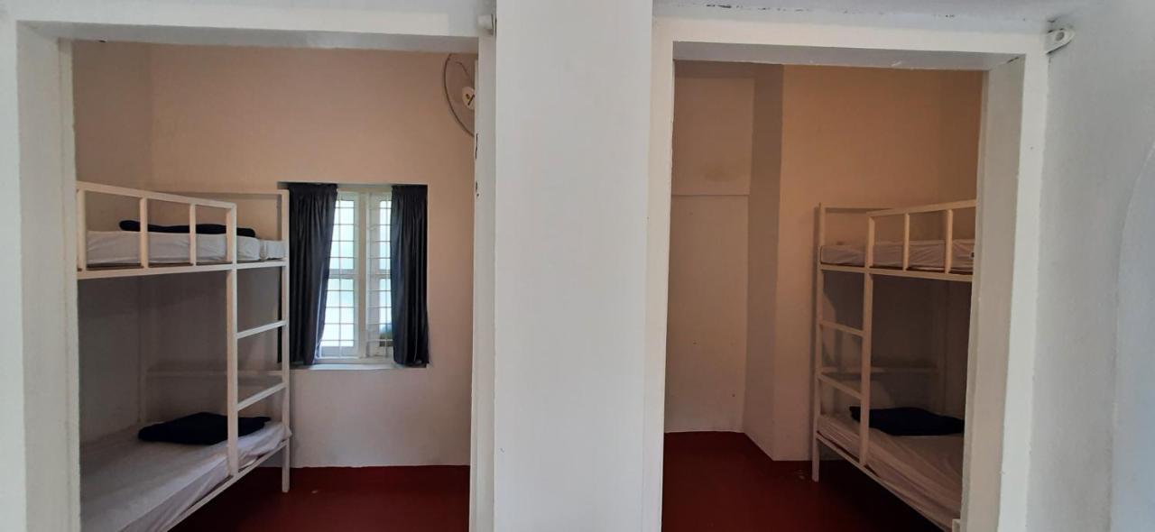 A Loft Hostel Alappuzha Exterior photo